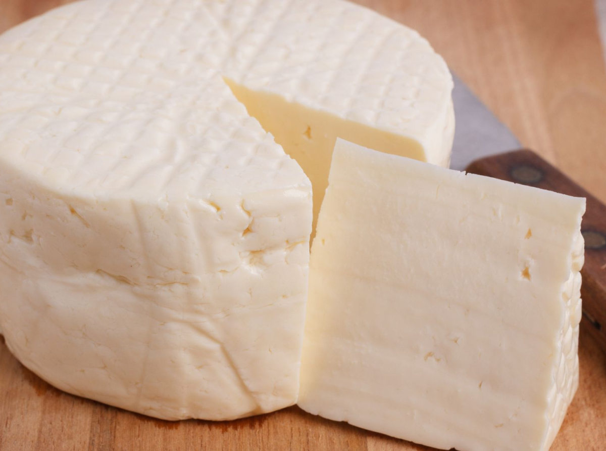 Retiran del mercado queso fresco en Texas tras detectarse Listeria en el producto